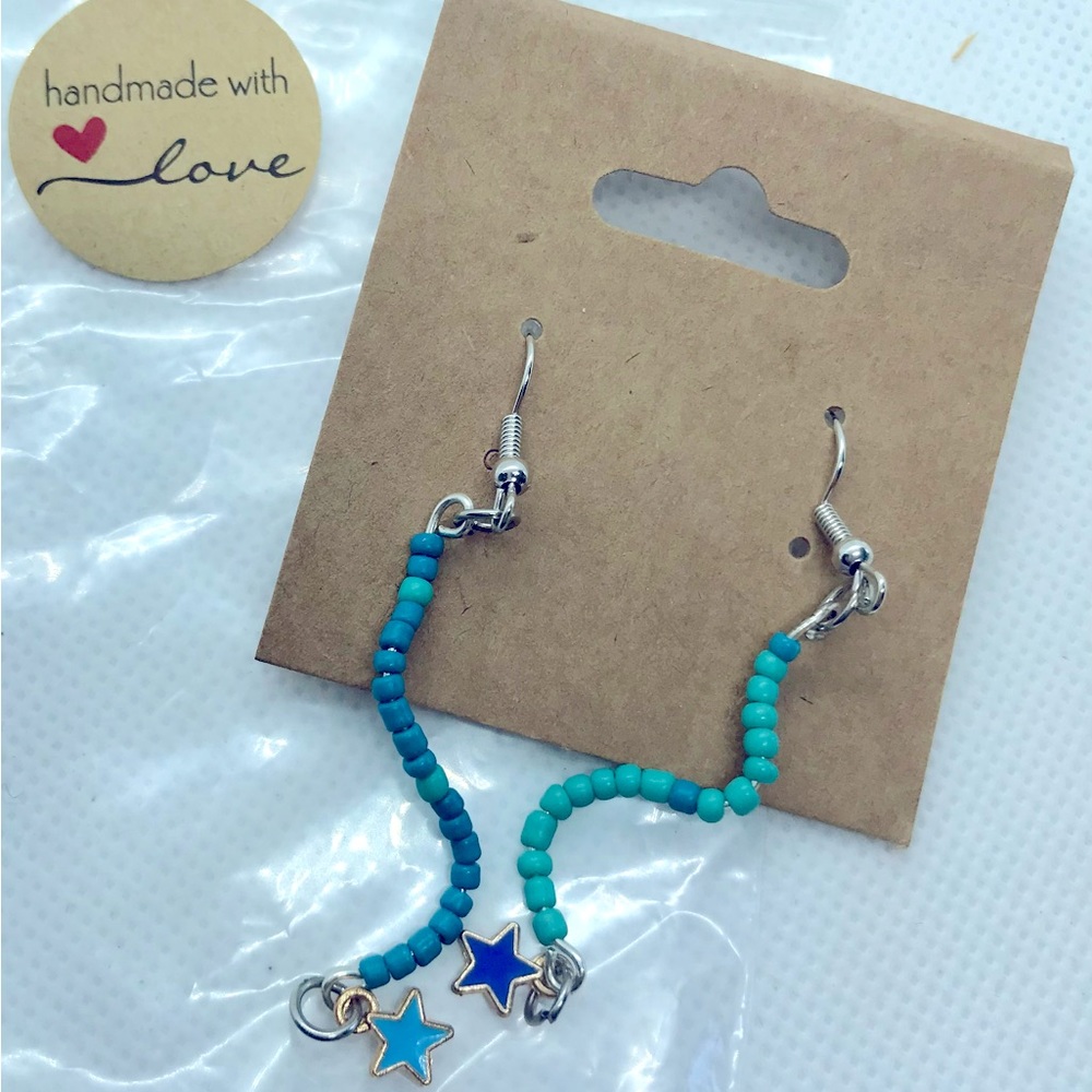 Star Dangle Earrings 🤩